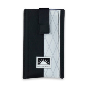 Smartphone-Tasche aus X-PAC freigestellt – robuste, leichte Schutzhülle für iPhone und andere Smartphones