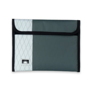 Tablet-Tasche aus X-Pac, freigestellt, passend für iPad