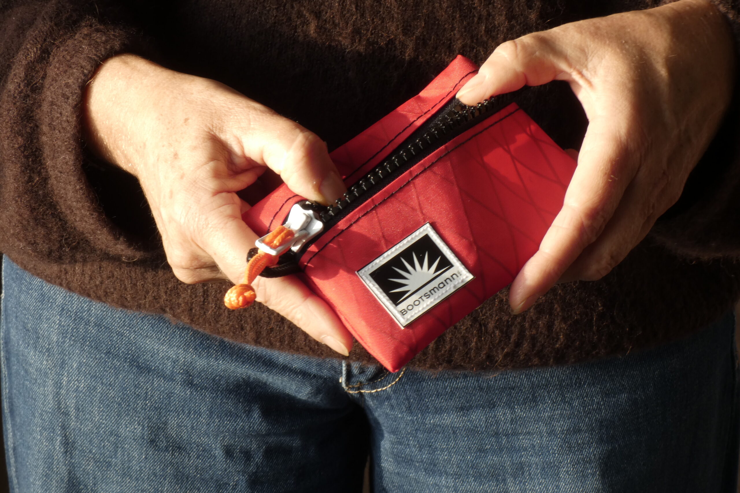 Handgemachtes Mini-Wallet aus X-Pac Segeltuch, wasserfest und robust