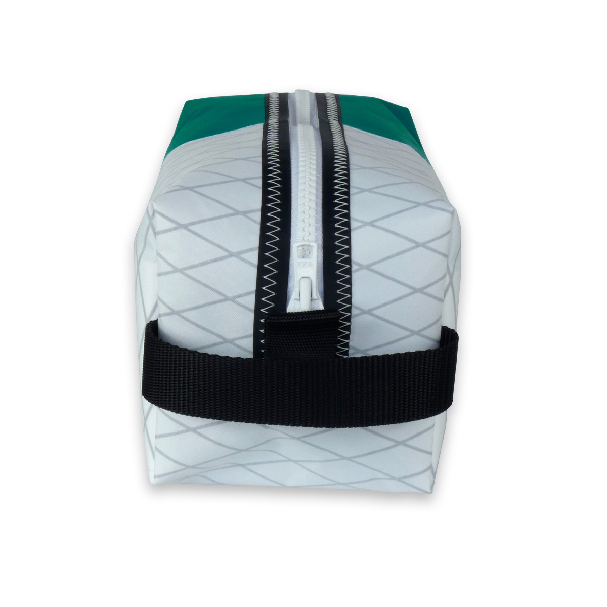 Kulturtasche aus X-Pac Segeltuch mit YKK Reißverschluss, freigestellt