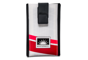 Kleine Handytasche aus weißem Segeltuch mit pinken und roten Streifen, freigestellt auf weißem Hintergrund, passend für kompakte Smartphones