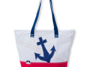 Shopper aus recyceltem Segeltuch mit blauem Anker-Motiv und roten Boden