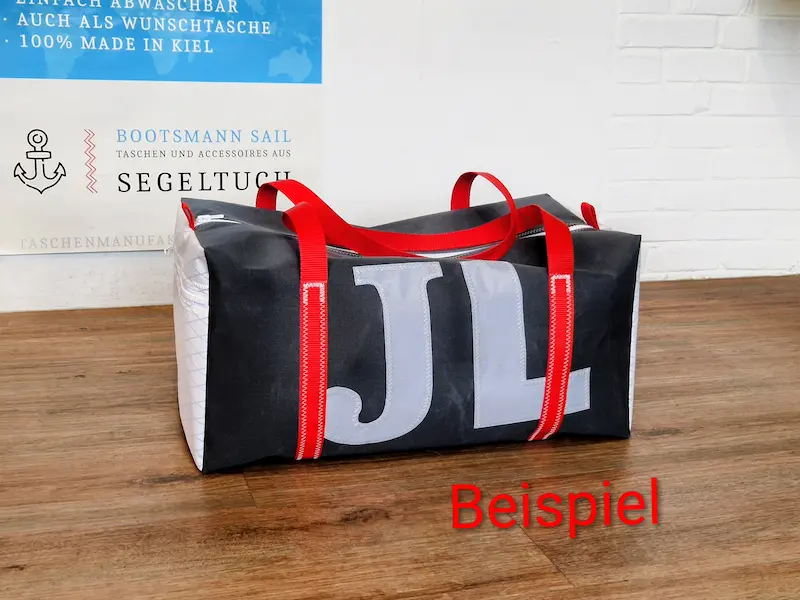 Personalisierbarer Weekender mit Initialen
