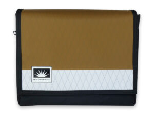 Freigestellte Laptoptasche aus X-Pac VX21 in Weiß-Braun, robust und wasserdicht.