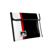 Freigestellte Bootsmann-Tablet-Tasche für iPad aus LKW-Plane in den Farben Weiss, Rot und Schwarz, Produktbild auf weißem Hintergrund