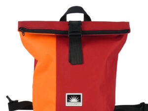 BOOTSMANN-Rucksack aus Canvas in Orange und Rot, Größe M, freigestellt