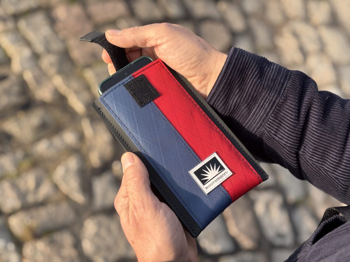 Smartphonetasche aus X-Pac Segeltuch, leicht, wasserfest und langlebig