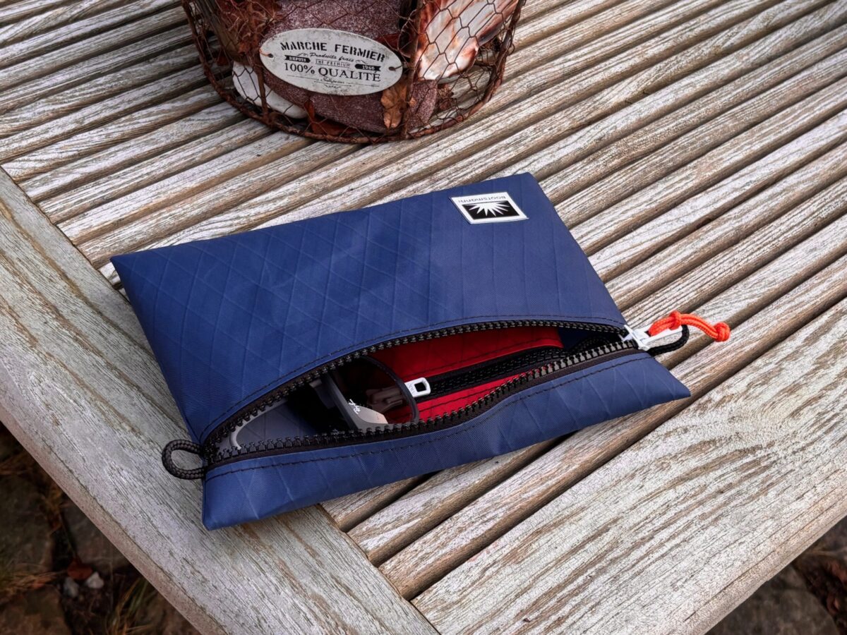 bootsmann Beutel liegt auf Tisch