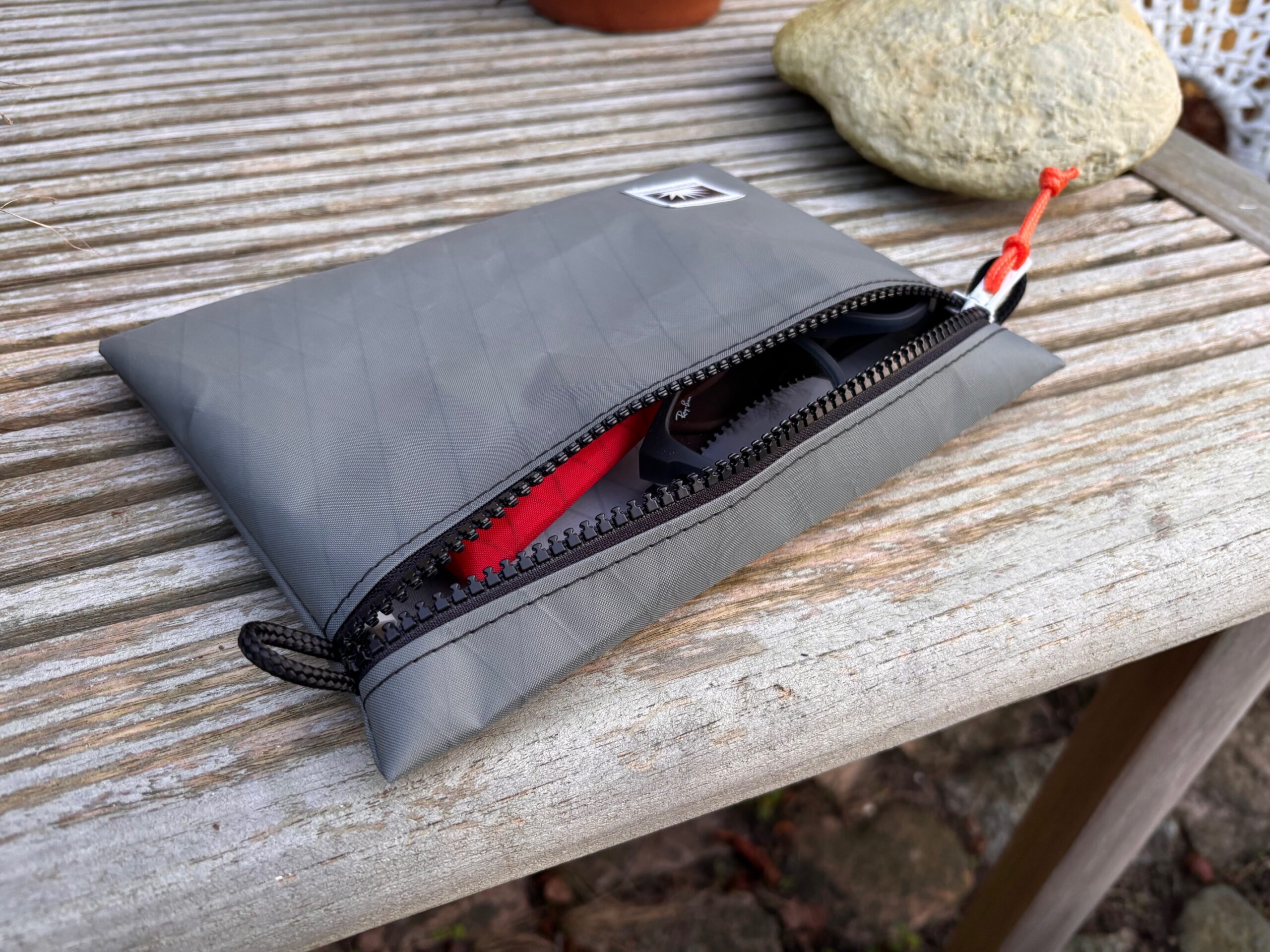 Bootsmann-Beutel aus robustem X-Pac Material, kompakt, ideal zur Organisation von Kleinkram.