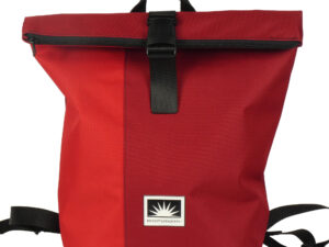 Großer BOOTSMANN-Rucksack aus Canvas in Rot und Dunkelrot, freigestellt