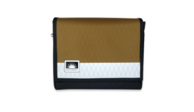 Freigestelltes Kategoriebild: Freigestellte Laptoptasche aus X-Pac VX21 in Weiß-Braun, robust und wasserdicht.