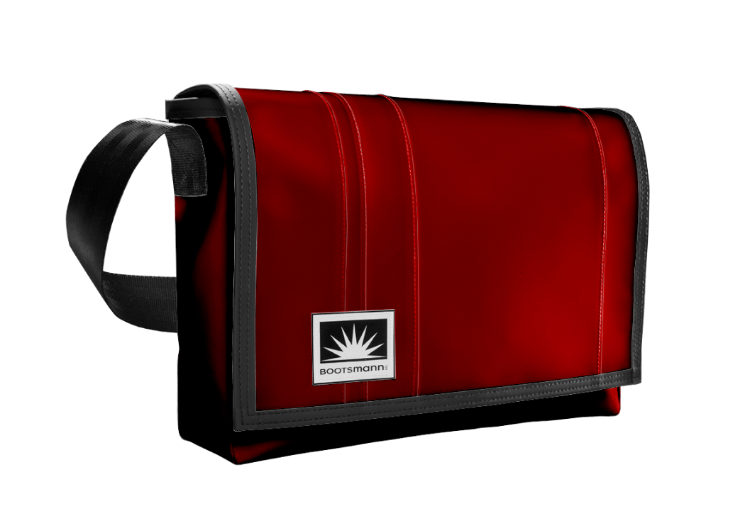 Bootsmann Tasche L-quer freigestellt aus LKW-Plane – große, robuste Umhängetasche im Querformat