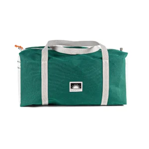 Freigestellte Sporttasche Weekender Größe L aus Persenningstoff