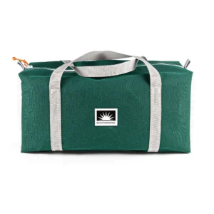 Freigestellte Sporttasche Weekender Größe M aus Persenningstoff