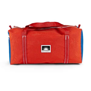 Freigestellte Sporttasche Weekender Größe M aus Persenningstoff