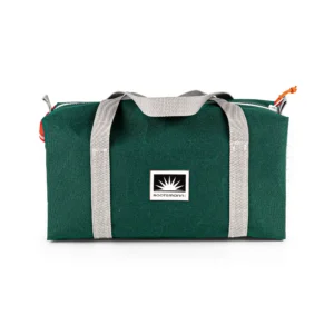 Freigestellte Sporttasche Weekender Größe S aus Persenningstoff