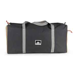 Freigestellte Sporttasche Weekender Größe XL aus Persenningstoff